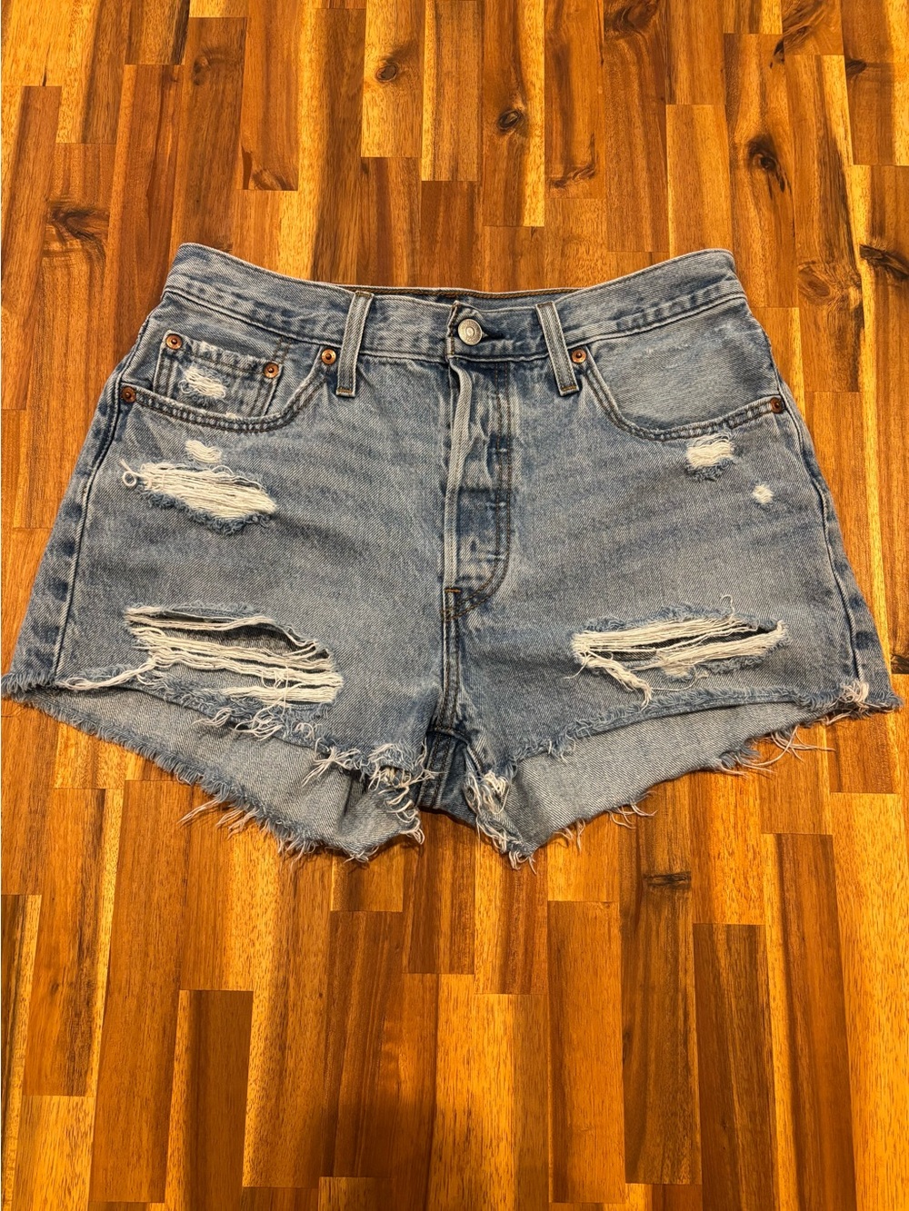 Levi’s 501 High Rise Cut Off Denim Shorts Distressed Size 29 100% Cotton